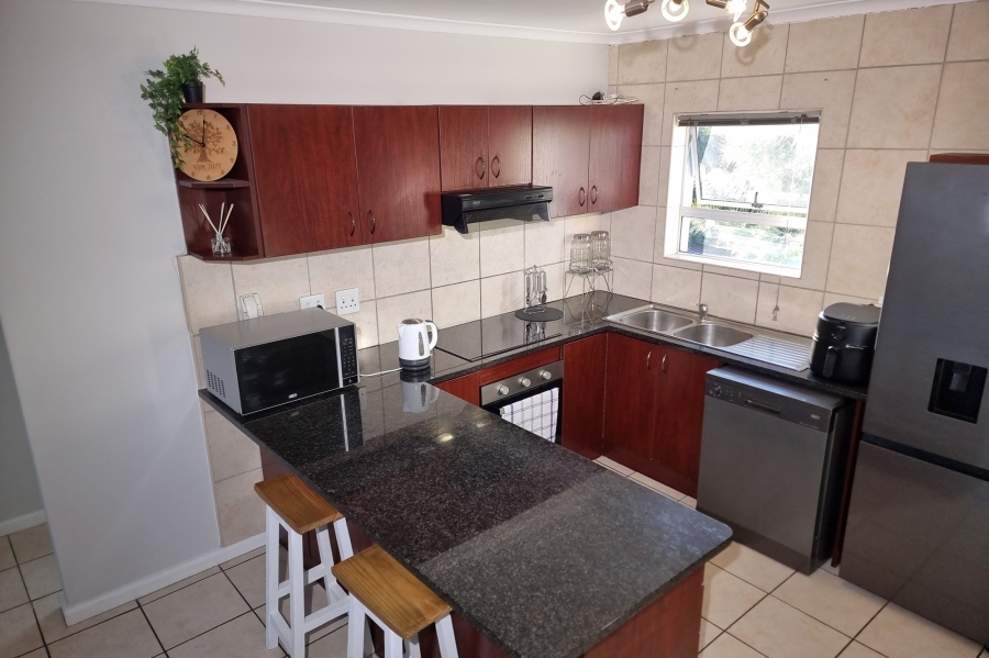 To Let 2 Bedroom Property for Rent in Vredekloof East Western Cape